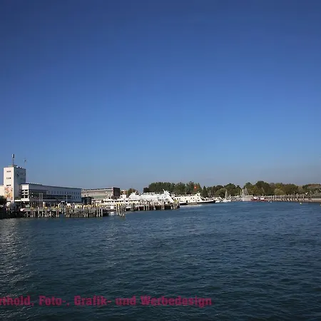 Δωμάτια σε οικογενειακή κατοικία Lakeside Smoker-apartment Φριντρισχάφεν